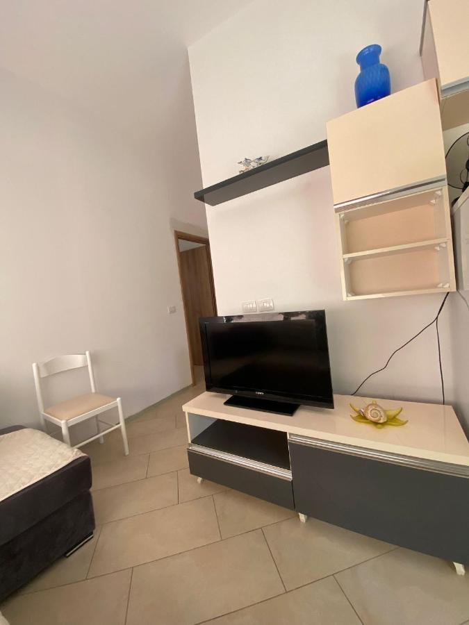 Eri Apartament Apartman Himara Kültér fotó