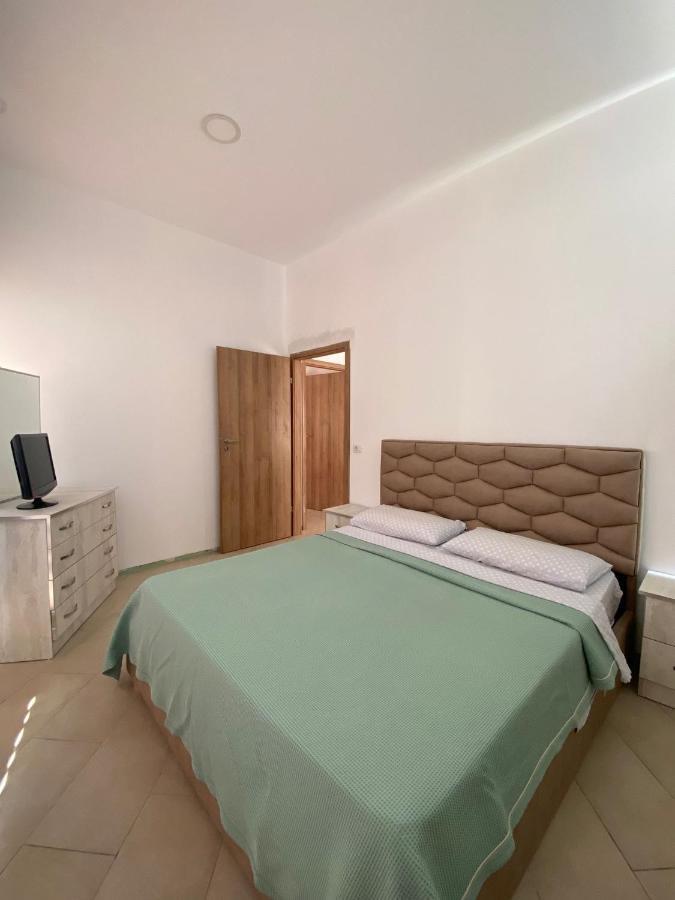 Eri Apartament Apartman Himara Kültér fotó